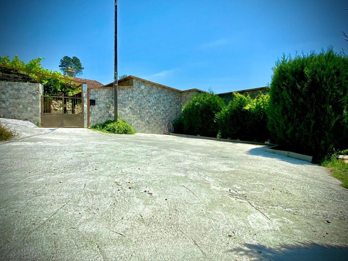 Casa Rural O Carballo Da Pedra La Caniza Exterior photo