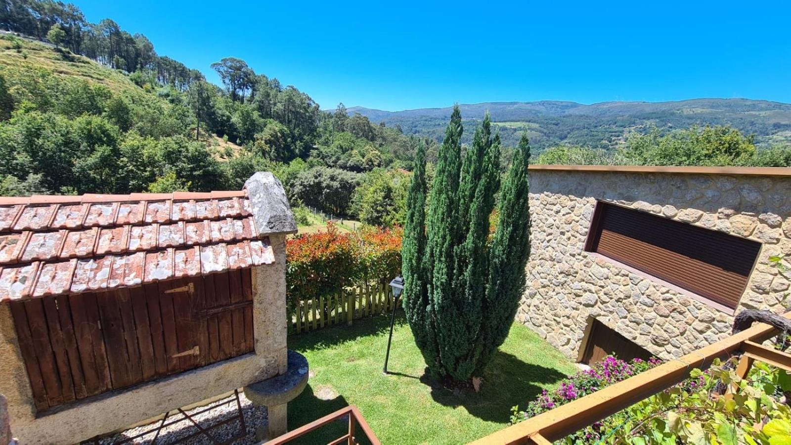 Casa Rural O Carballo Da Pedra La Caniza Exterior photo